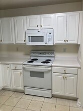 5002 Hunters Trail in Wilmington, NC - Building Photo - Building Photo