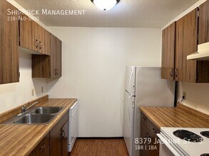 8379 Jasmine St in Virginia, MN - Building Photo - Building Photo