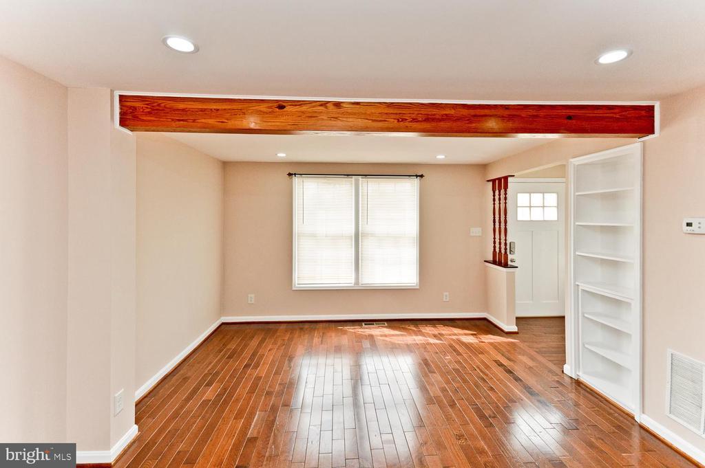 11430 Horse Soldier Pl in Beltsville, MD - Building Photo