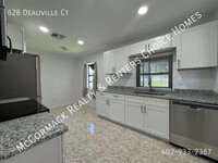 628 Deauville Ct in Kissimmee, FL - Foto de edificio - Building Photo