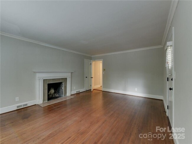 815 Sunnyside Ave in Charlotte, NC - Building Photo - Building Photo