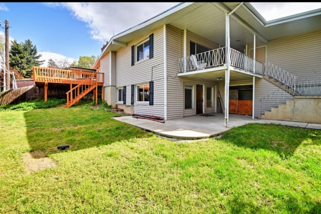 property at 3065 Bannock Dr