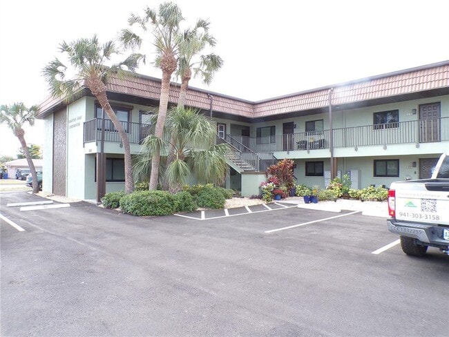 1258 Barbara Dr