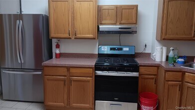 1811 Wallace Ave in Bronx, NY - Building Photo - Building Photo