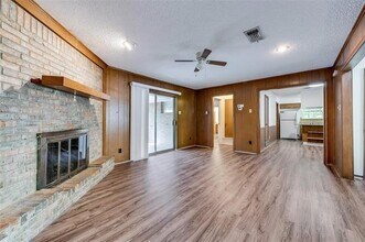 3217 Ridgeview Ln in Irving, TX - Building Photo - Building Photo