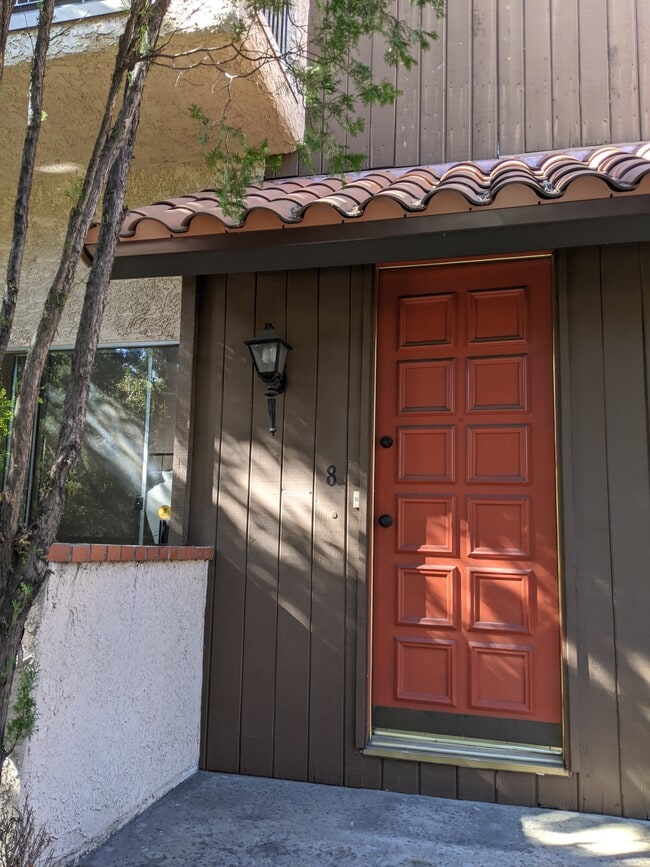 property at 1711 Grismer Ave