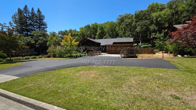 5 Oak Forest Rd in Novato, CA - Building Photo - Building Photo