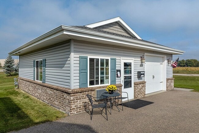 Heritage Farm Estates in Plover, WI - Building Photo - Building Photo