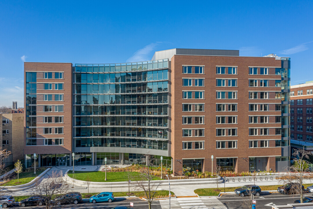 Francis Hall in Chicago, IL - Building Photo