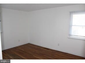113 W Rutherford Dr in Newark, DE - Building Photo - Building Photo