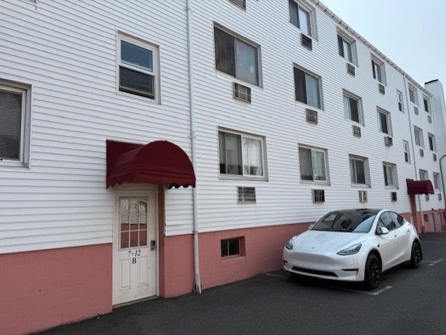 property at 4 Van Zant St