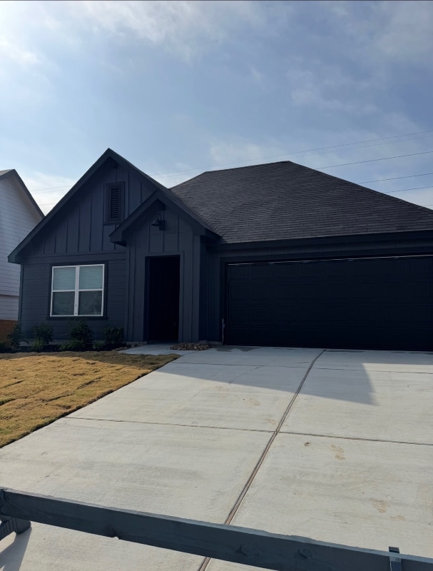 property at 256 Las Lomas Dr