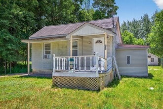 11 Dillon Rd in Monticello, NY - Foto de edificio - Building Photo