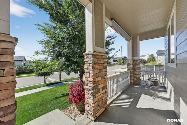4631 Lakeside Dr in Longmont, CO - Building Photo - Building Photo