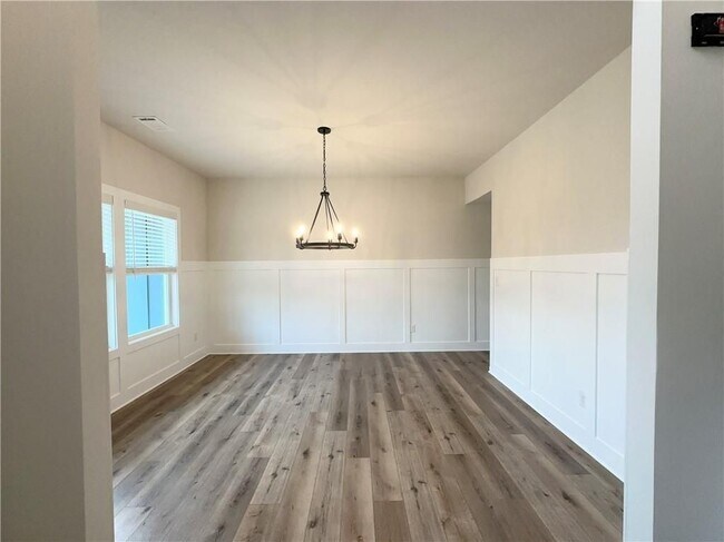 765 Rodeo Dr in Auburn, GA - Building Photo - Building Photo