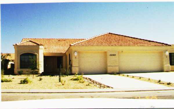 16504 Ashbrook Dr in Fountain Hills, AZ - Foto de edificio