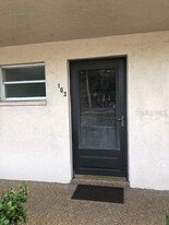 102 Capri Isles Blvd in Venice, FL - Building Photo