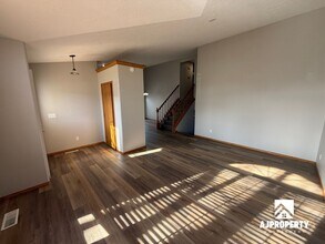 911 S Colleen Ln in Sioux Falls, SD - Building Photo - Building Photo