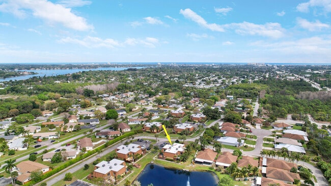 110 N Delaware Blvd in Jupiter, FL - Building Photo - Building Photo