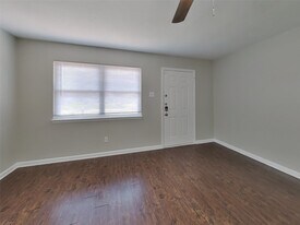 5234 Jorns St in Houston, TX - Building Photo
