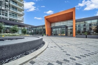 85-1885 McMahon Dr in Toronto, ON - Building Photo - Building Photo