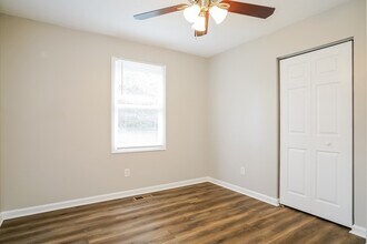 16417 Waterbury Ln in Moundville, AL - Building Photo - Building Photo