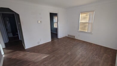 19330 Glastonbury Rd in Detroit, MI - Building Photo - Building Photo