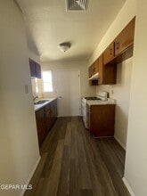 2612 Sacramento Ave in El Paso, TX - Building Photo - Building Photo