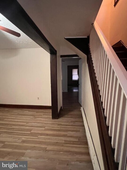 204 WEST St in Charles Town, WV - Building Photo