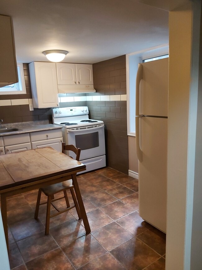 property at 706 Upper Gage Av