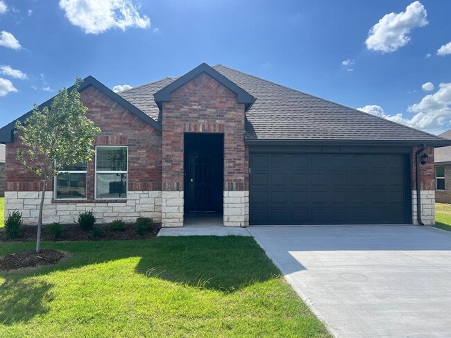 property at 2529 Tracy’s Mnr