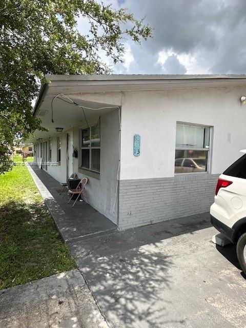 property at 851 SW 9th St