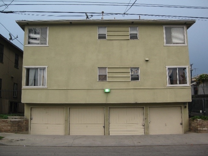 1980 Henderson Ave in Long Beach, CA - Foto de edificio