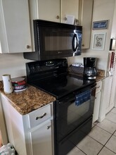 8950 Park Blvd, Unit 505 in Seminole, FL - Building Photo - Building Photo