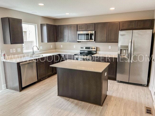 216 Maple Ave in Norwalk, IA - Building Photo - Building Photo