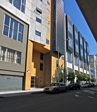 Rincon Hill in San Francisco, CA - Building Photo - Building Photo