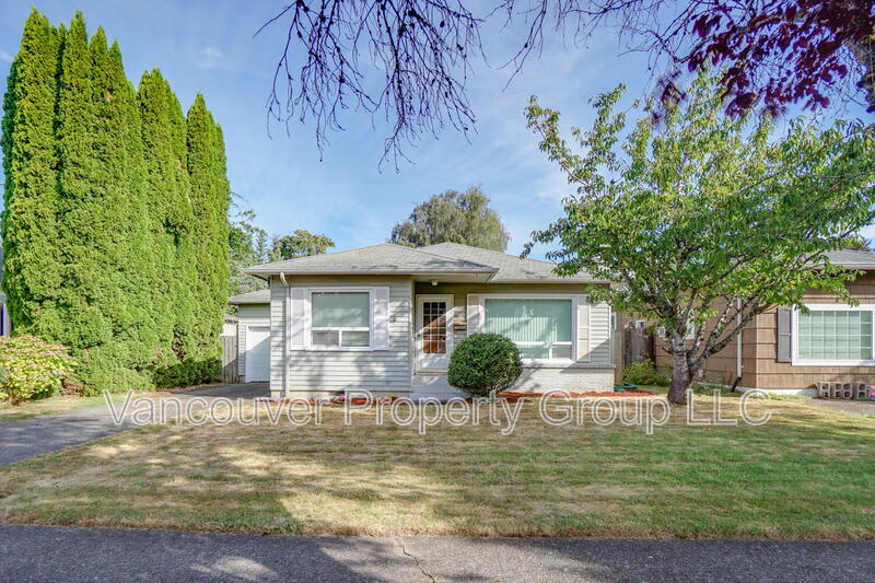2914 Lilac St in Longview, WA - Building Photo