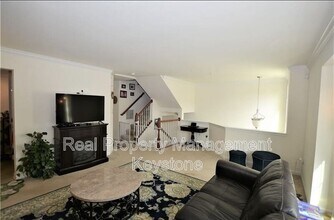 261 Corey Dr in Gibsonia, PA - Building Photo - Building Photo