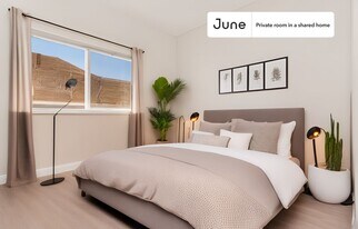 Room in Shared 5 bed/7 bath home in Los Angeles, CA - Building Photo