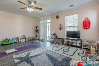 121 Walnut Cove Dr in Mooresville, NC - Building Photo - Building Photo