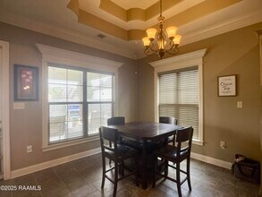 144 Heathwood Dr in Broussard, LA - Building Photo - Building Photo
