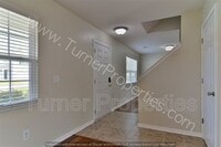 128 Cascade Dr photo'