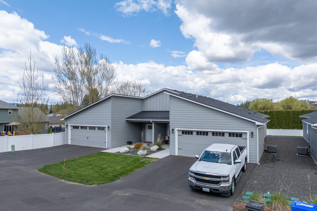 Newer Build - 3 bed/2bath in Mead! in Spokane, WA - Building Photo