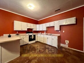 1306 Barton Ln in Paragould, AR - Building Photo - Building Photo