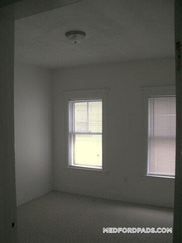 294 Boston Ave in Medford, MA - Building Photo - Building Photo