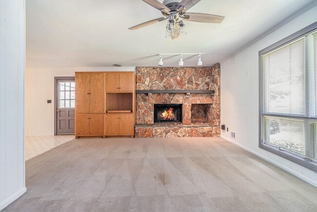 1431 Oliver Bridge Rd in Watkinsville, GA - Building Photo - Building Photo