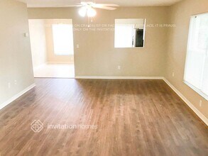 5701 Tanagergrove Way in Lithia, FL - Building Photo - Building Photo
