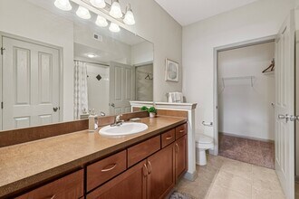 Aspire Roxbury in San Antonio, TX - Building Photo - Building Photo