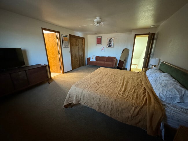 property at 550 Weaver Ave