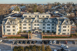 Sweetwater Condos in Mamaroneck, NY - Foto de edificio - Building Photo